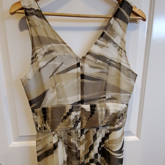 Banana Republic Cream, Black & Gray Striped Midi Dress - Picture 4 of 5